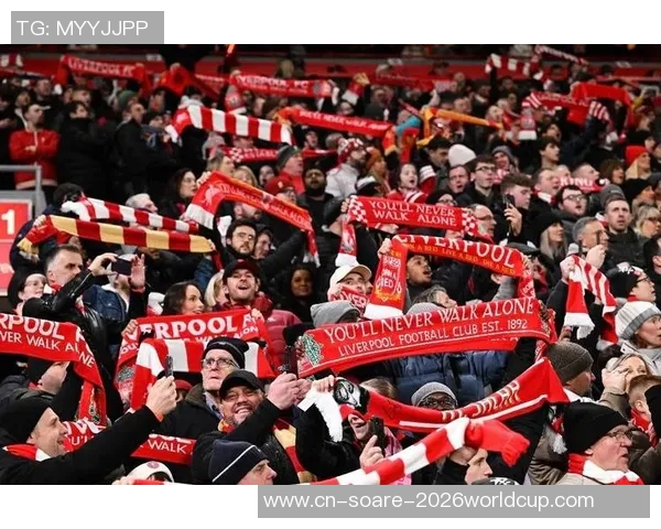 曼联举行老特拉福德露宿夜活动,为无家可归的青年筹款 曼联举行老特拉福德露宿夜活动,为无家可归的青年筹款